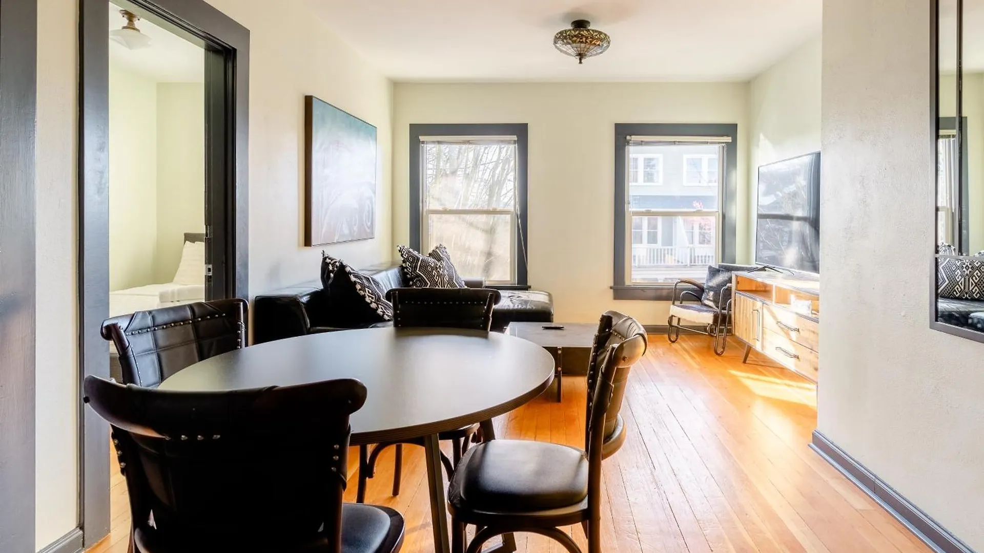 Holiday home Stay Portland - Portland Classic - Walk To Local Coffee & Food