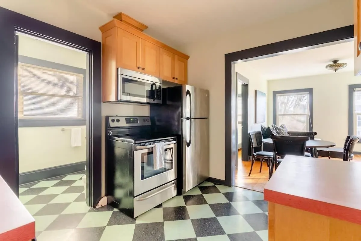 Stay Portland - Portland Classic - Walk To Local Coffee & Food Holiday home